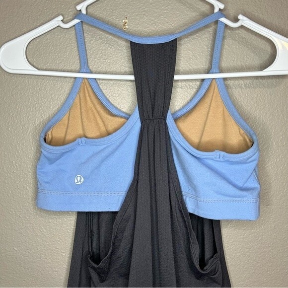 Lululemon No Limits gray tank top with blue built in sports bra size small 4 - Picture 5 of 6